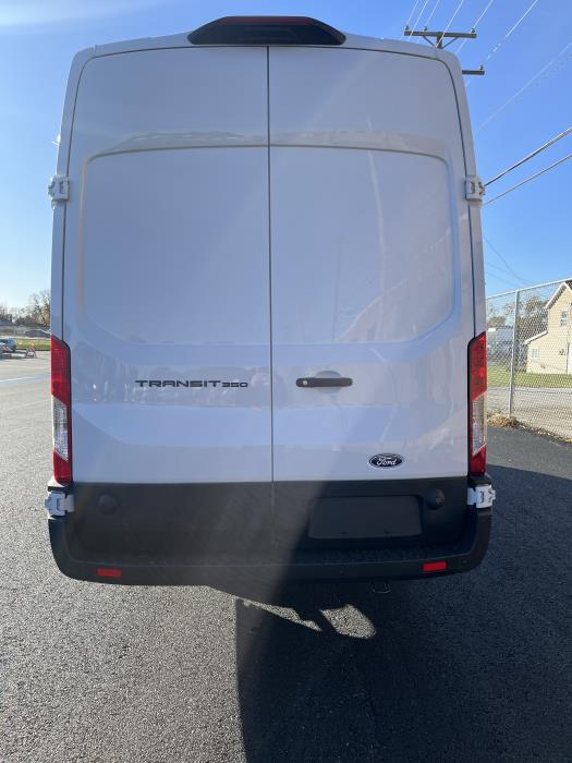 2026 Ford Transit-350-5