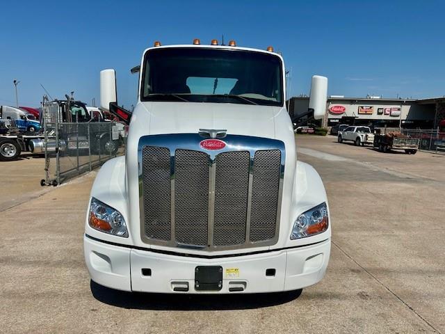 2019 Peterbilt 579-9