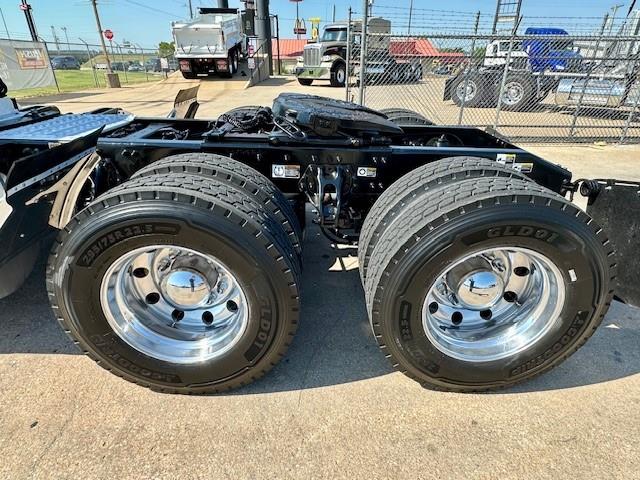 2019 Peterbilt 579-10