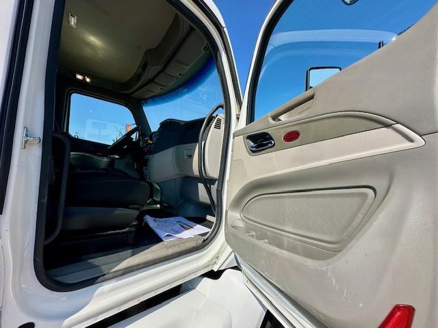 2019 Peterbilt 579-13