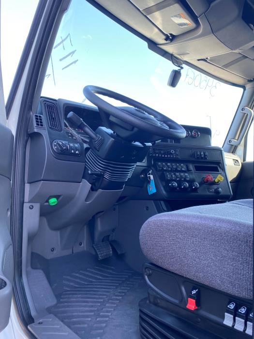 2026 International LT625-8