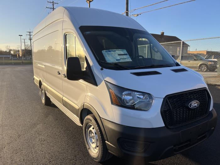 2026 Ford Transit-350-10