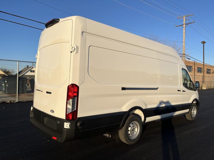 2026 Ford Transit-350-7