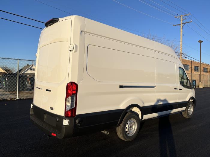 2026 Ford Transit-350-19