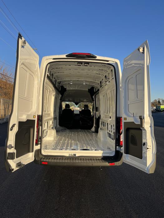 2026 Ford Transit-350-6