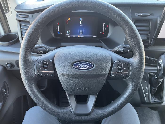 2026 Ford Transit-350-11