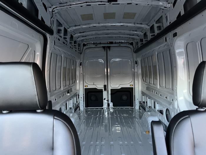 2026 Ford Transit-350-15