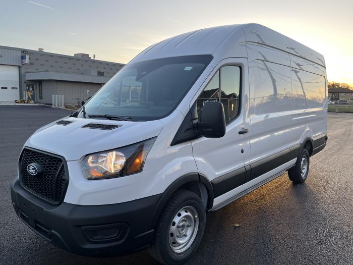 2026 Ford Transit-350-1