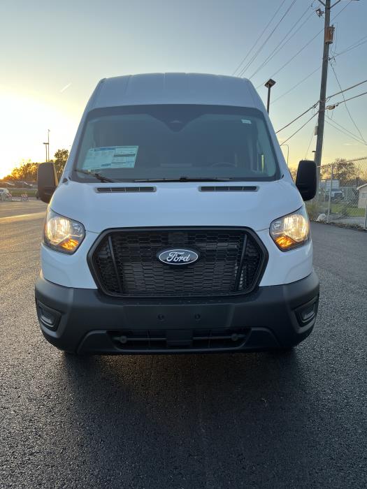 2026 Ford Transit-350-2