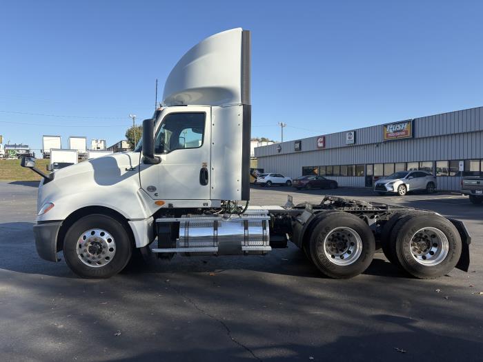 2020 International LT625 LT photo 2