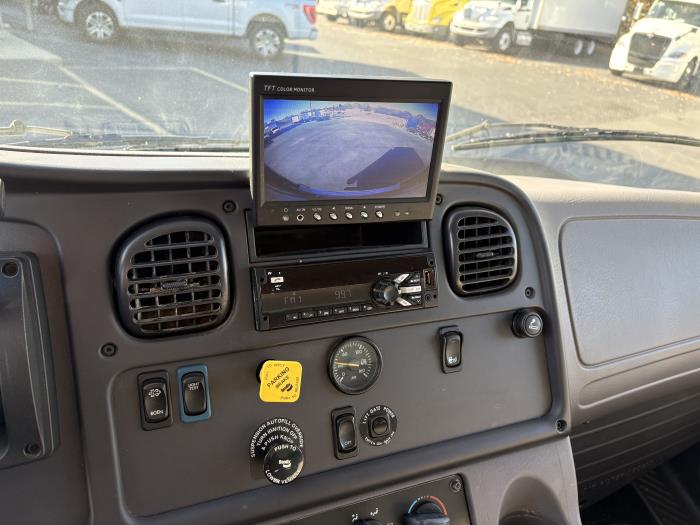 2020 Freightliner Business Class M2 106-11