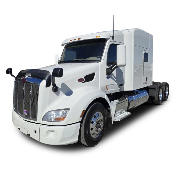 2022 Peterbilt 579-0