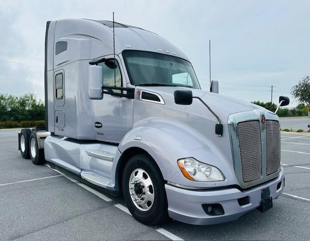 2022 Kenworth T680-3
