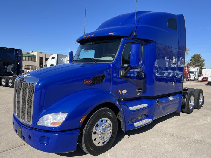 2022 Peterbilt 579-1