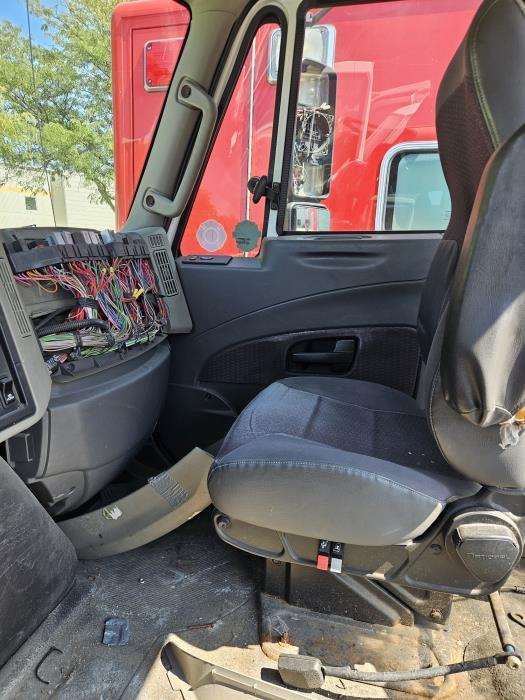 2020 International RH613-1