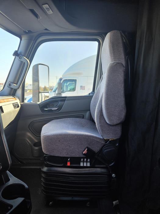 2022 International LT625-9