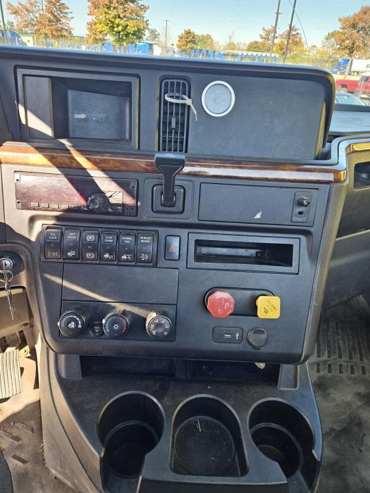 2020 International RH613-9