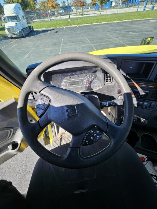 2020 International RH613-10