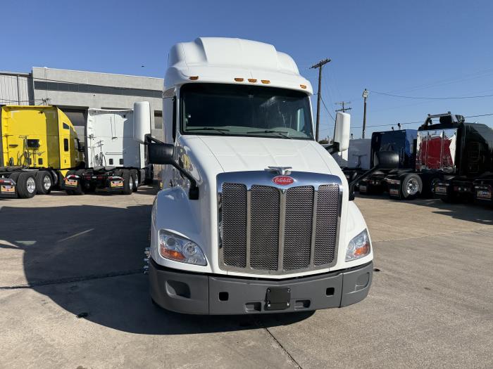 2021 Peterbilt 579-21