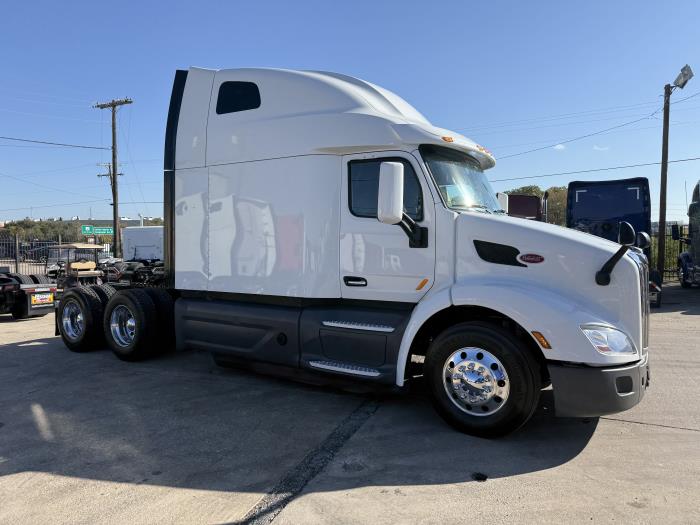 2021 Peterbilt 579-25