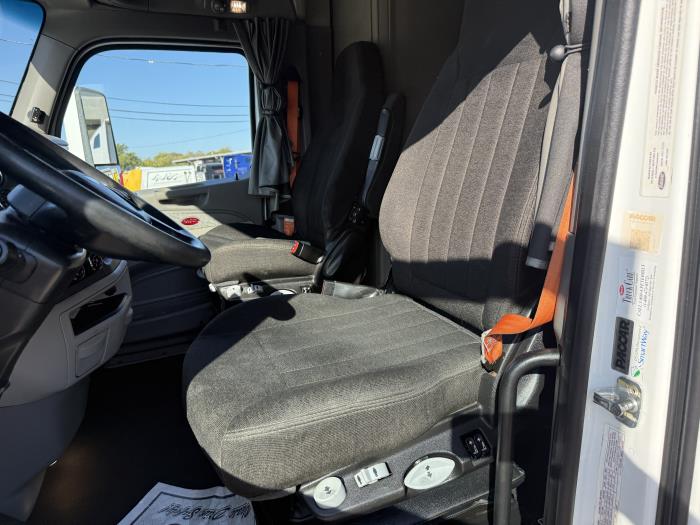 2021 Peterbilt 579-17