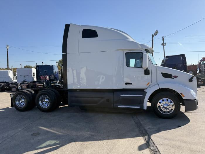 2021 Peterbilt 579-26