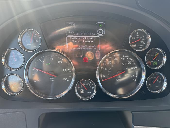 2022 Kenworth T680-5