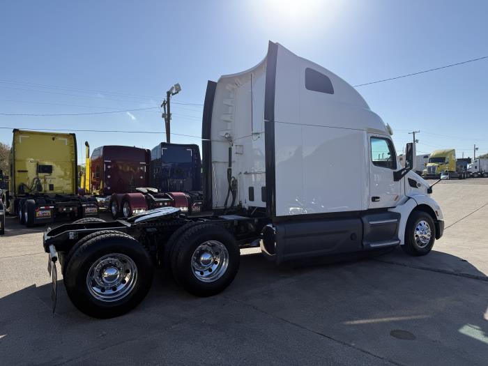 2021 Peterbilt 579-30