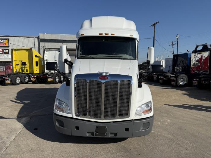 2021 Peterbilt 579-23
