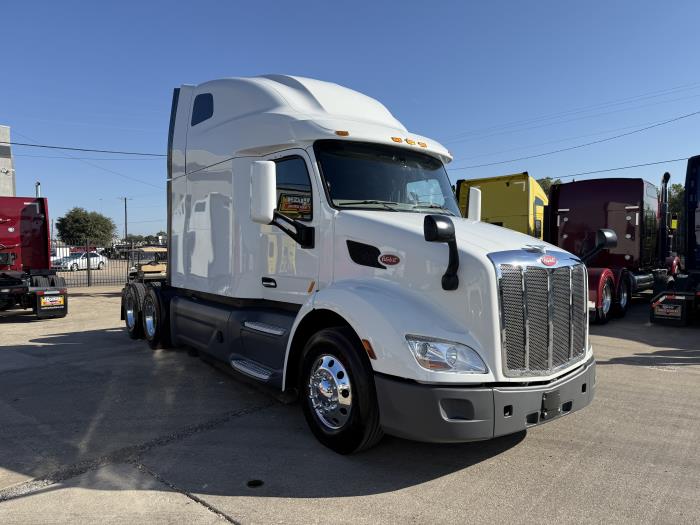 2021 Peterbilt 579-26
