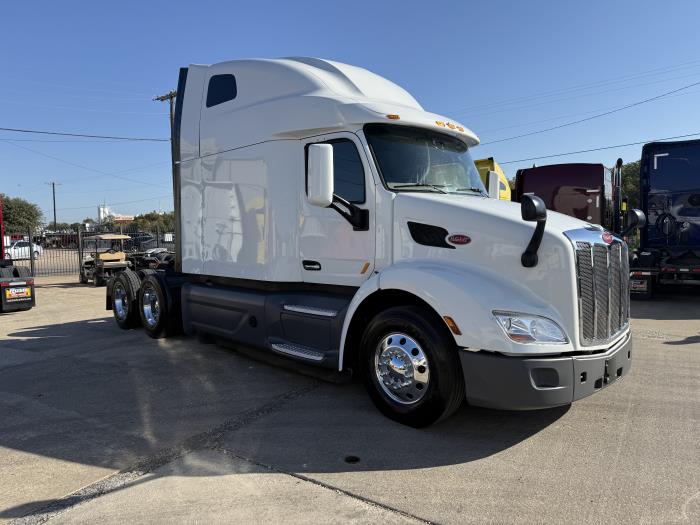 2021 Peterbilt 579-27