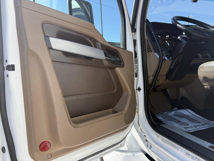 2022 Kenworth T680-19