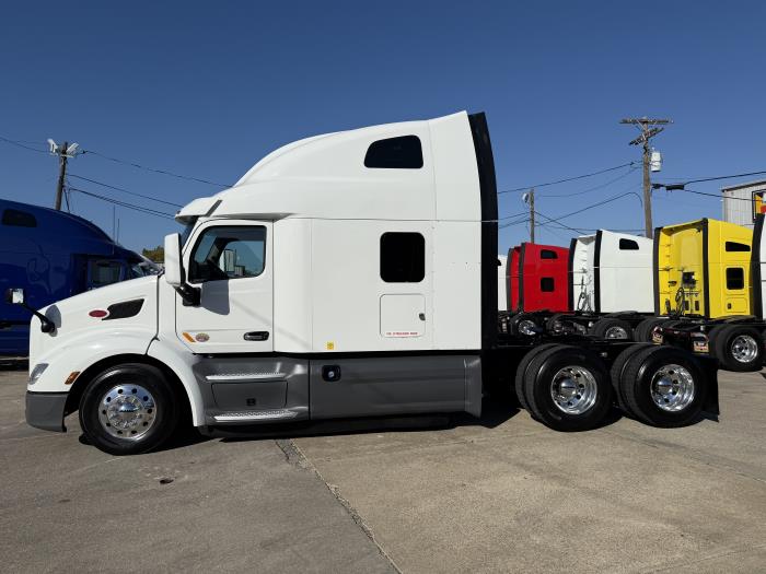 2021 Peterbilt 579-43