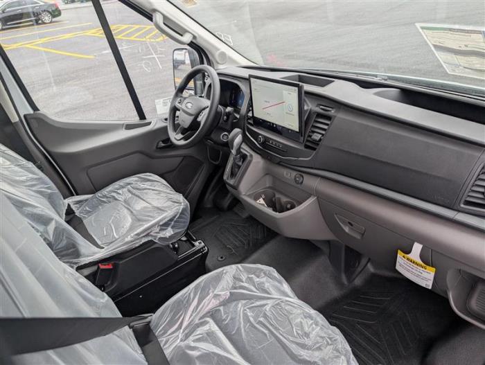 2026 Ford Transit-350-18
