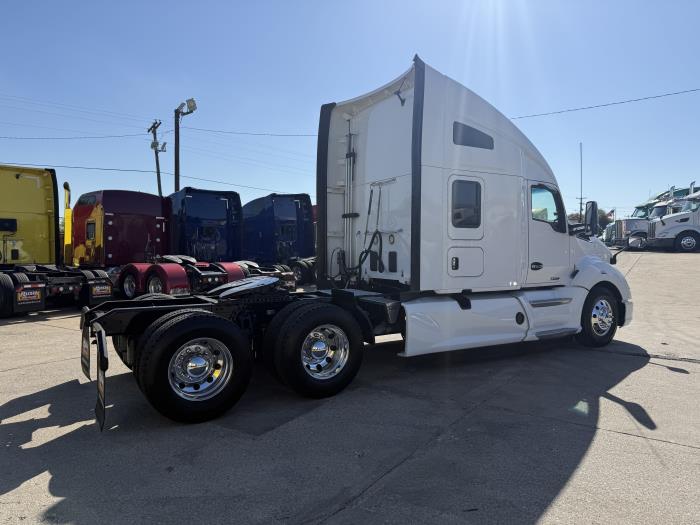 2022 Kenworth T680-37