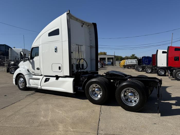 2022 Kenworth T680-46