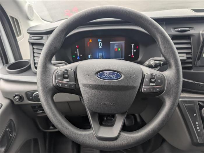 2026 Ford Transit-350-18