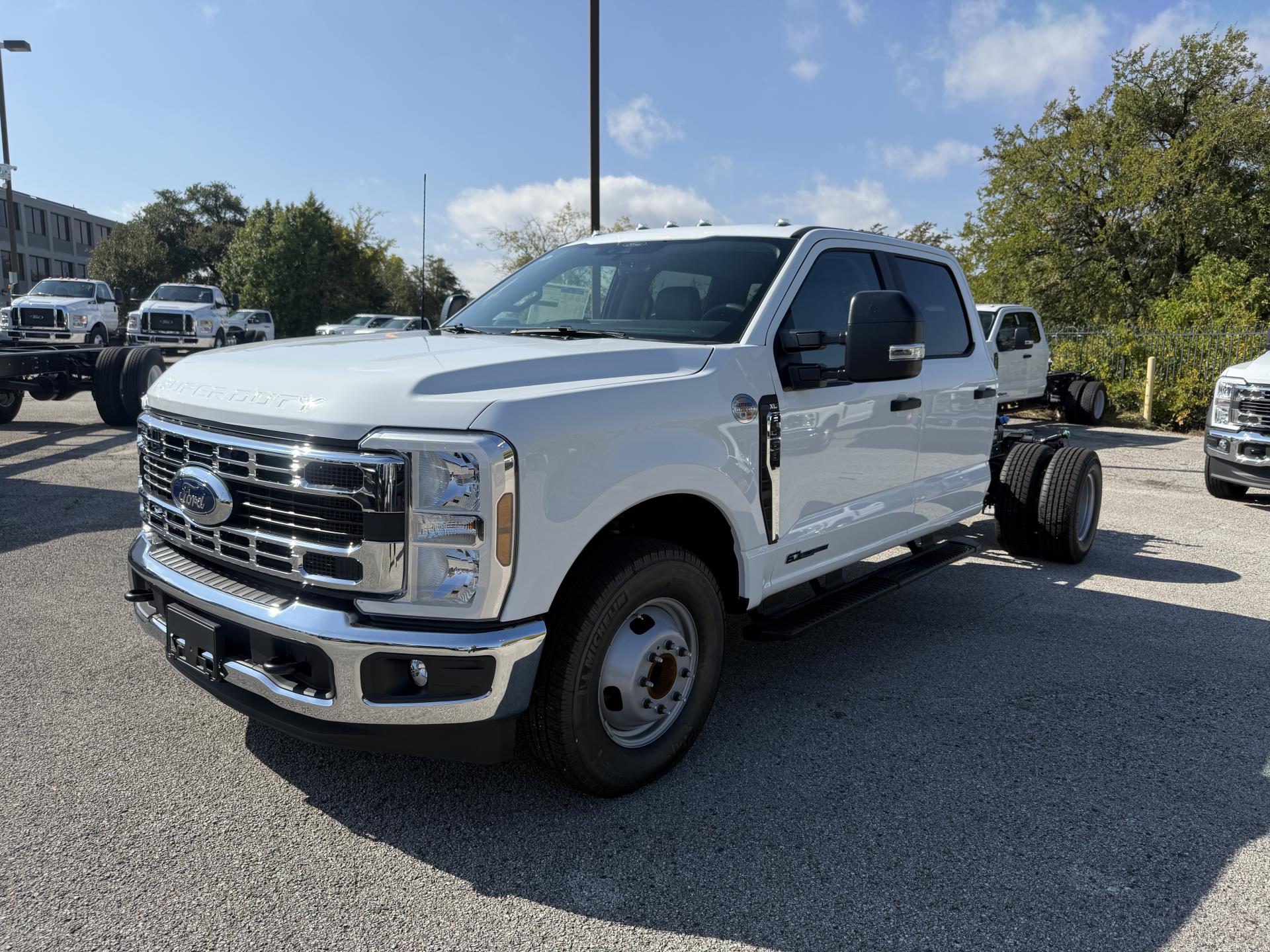 2026 Ford F-350 Crew Cab DRW 4x2 Cab Chassis for sale #1949231 - photo 11