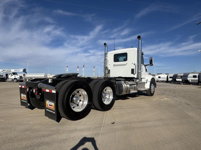 2026 Peterbilt 567-5