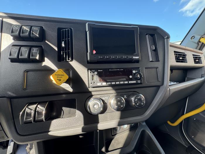 2025 Peterbilt 536-6