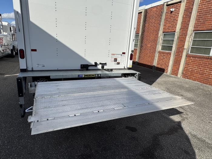 2025 Peterbilt 536-10