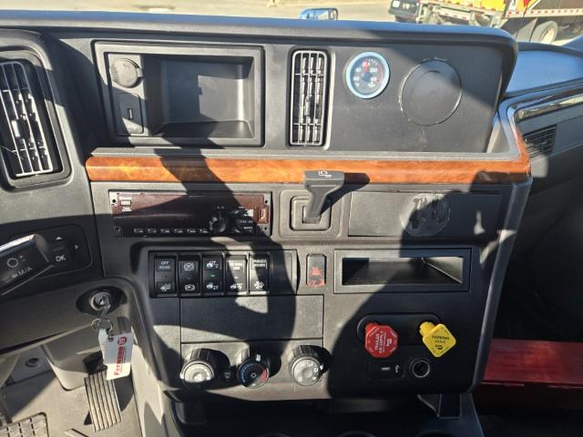 2020 International LT625-8