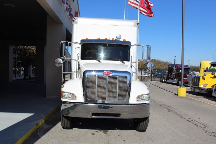 2020 Peterbilt 337-2
