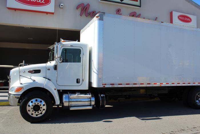 2020 Peterbilt 337-3