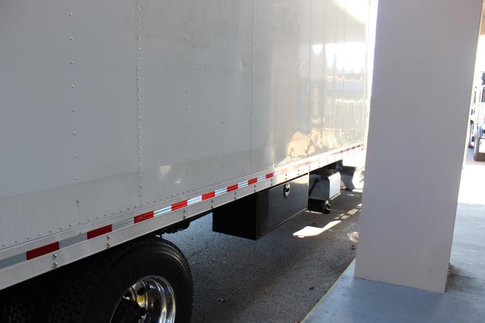 2020 Peterbilt 337-10