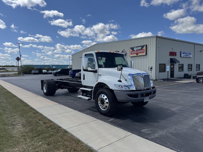 2019 International MV607 MV photo 3