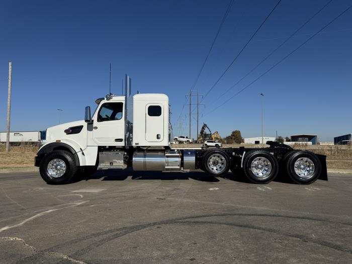 2026 Peterbilt 567-2