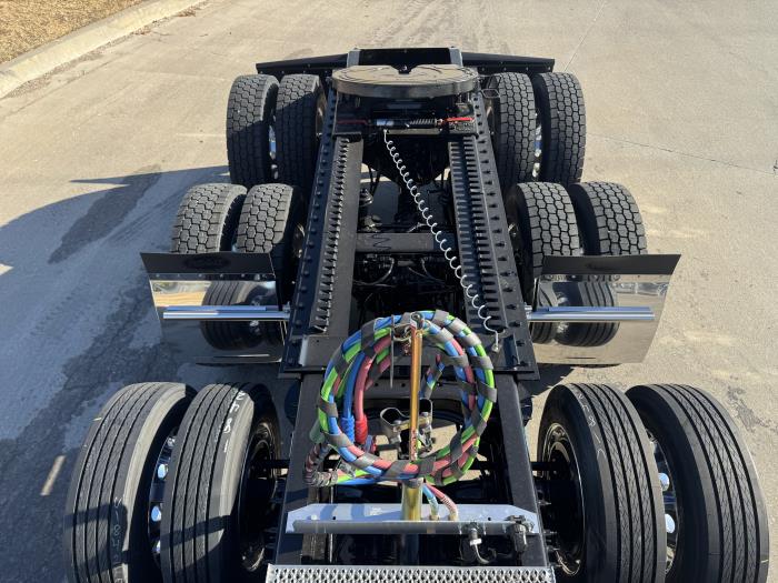 2026 Peterbilt 567-11