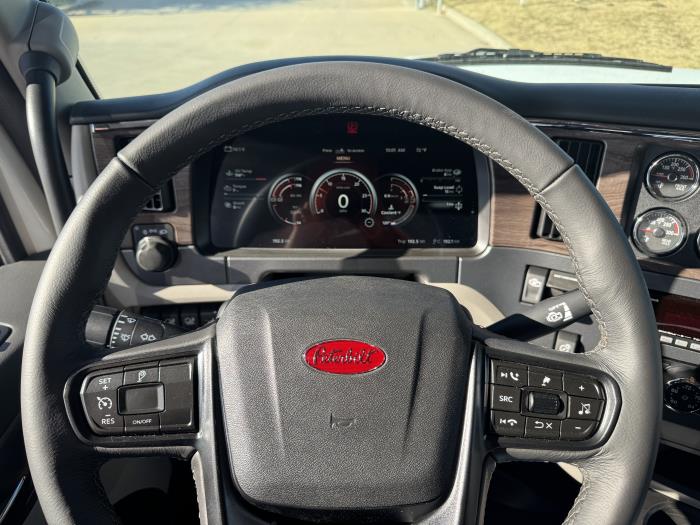 2026 Peterbilt 567-14