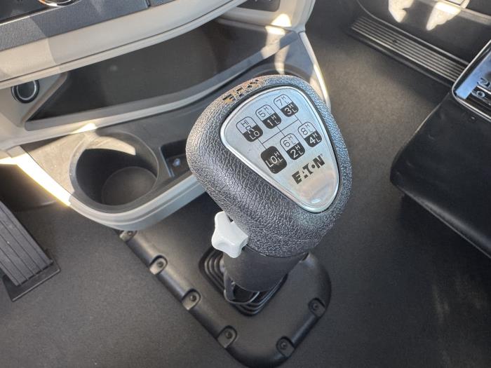 2026 Peterbilt 567-18